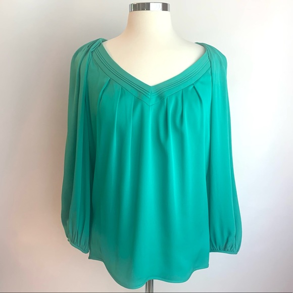 Diane Von Furstenberg Tops - NWOT Diane Von Furstenberg Cahil Silk Blouse in Green